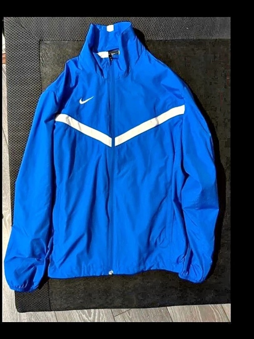 Nike dry fit blue windbreaker jacket